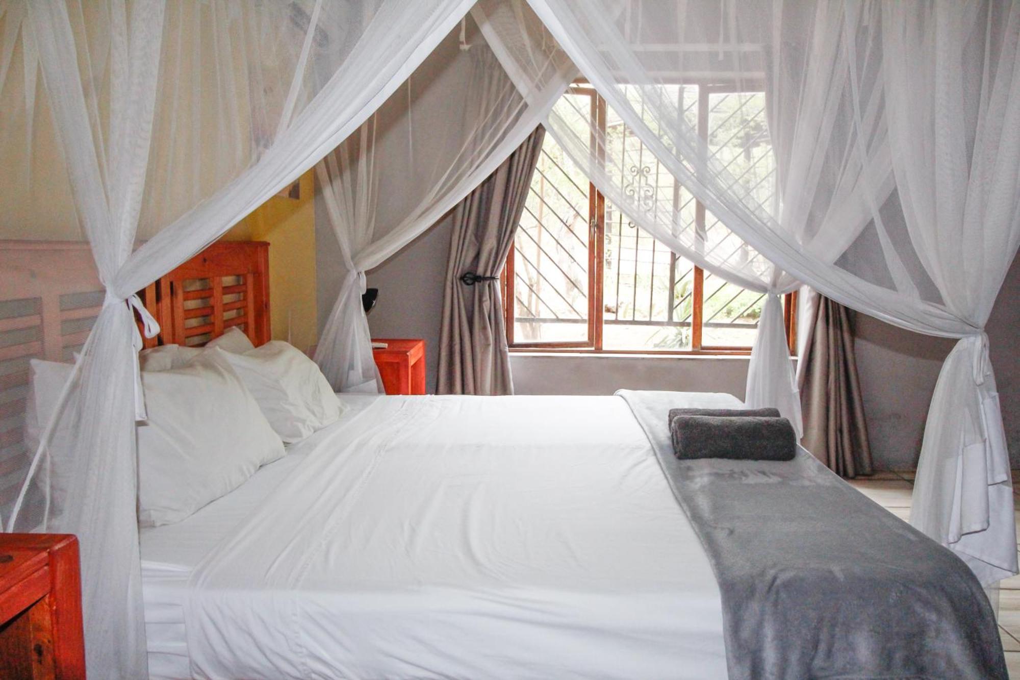 Kruger Park Hostel マールロス・パーク エクステリア 写真