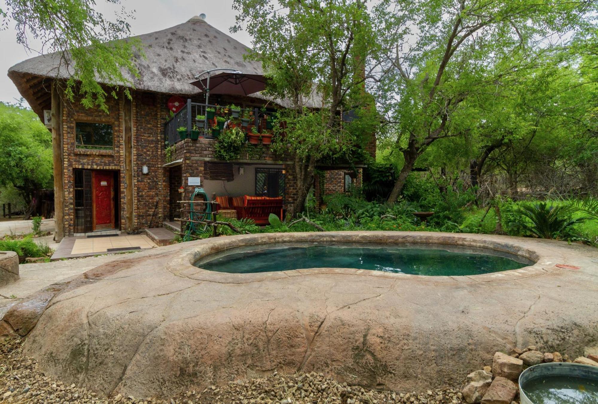 Kruger Park Hostel マールロス・パーク エクステリア 写真