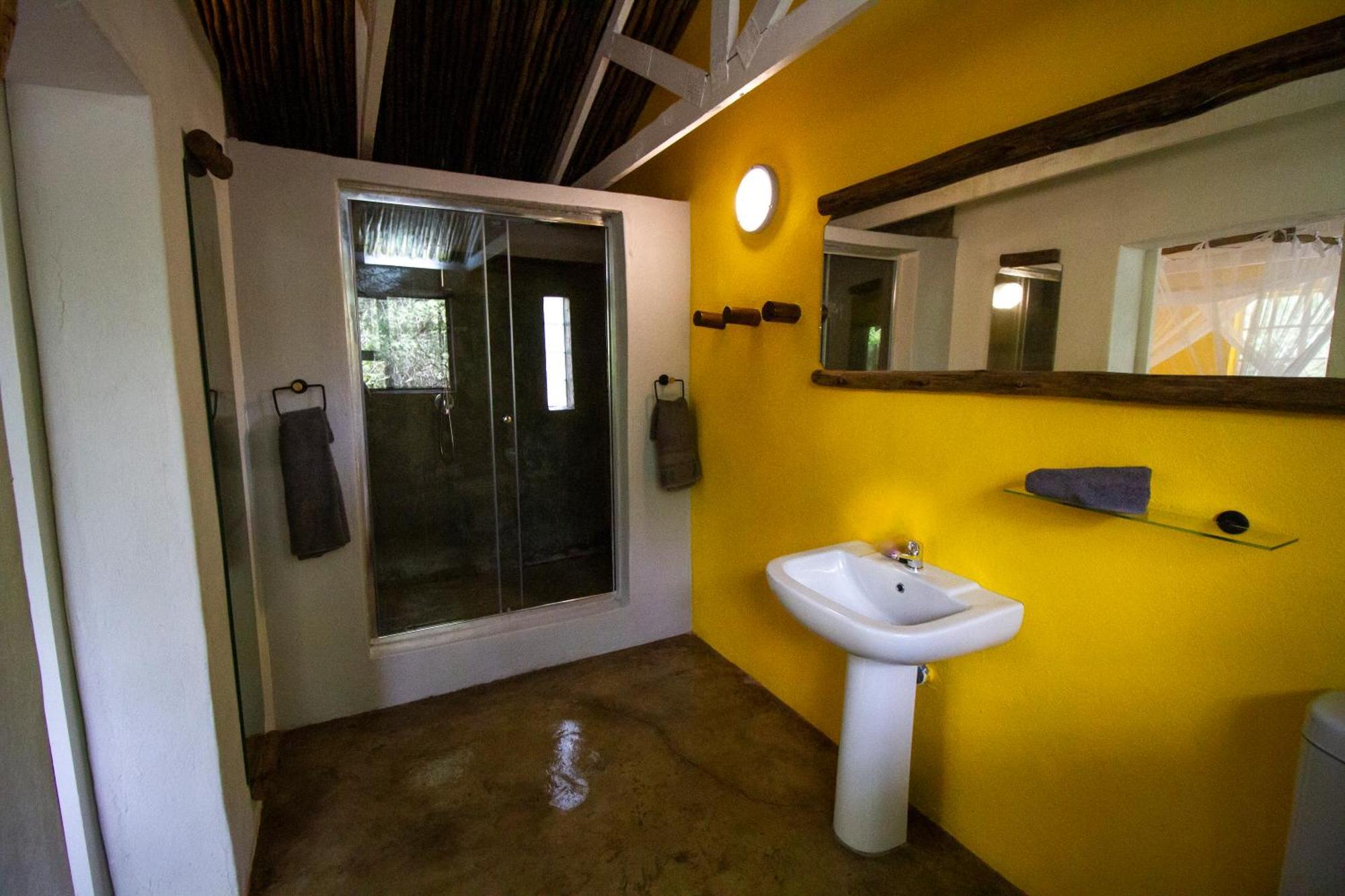 Kruger Park Hostel マールロス・パーク エクステリア 写真